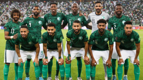 La selección de Arabia Saudita, antes de su partido ante Australia, el 29 de marzo de 2022.