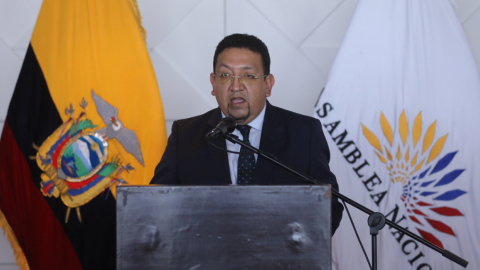 Virgilio Saquicela, presidente de la Asamblea Nacional, durante una rueda de prensa en Guayaquil, el 25 de julio de 2022.