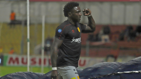 Roberto Ordóñez, delantero de Aucas, durante el partido ante D. Cuenca, el viernes 29 de julio de 2022