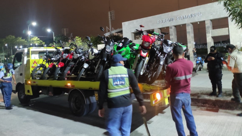 Operativo del Municipio de Guayaquil y la Policía logró retener 40 motos en la ciudad, el 29 de julio de 2022. 