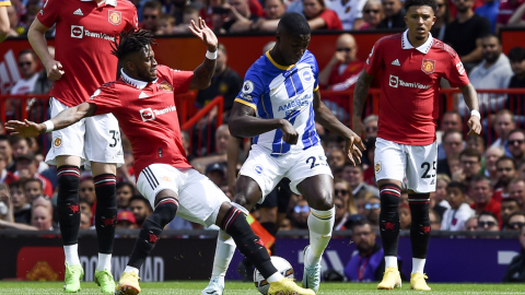 El ecuatoriano Moisés Caicedo durante la victoria del Brighton & Hove Albion ante el Manchester United, en la primera fecha de la Premier League, el 7 de agosto de 2022.