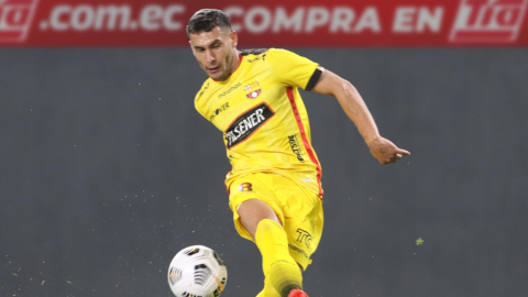 Emmanuel Martínez, durante el partido de Barcelona ante Independiente del Valle, en Sangolquí, el 30 de julio de 2022.