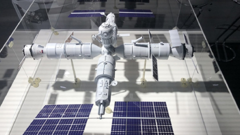 Primera maqueta oficial de la Estación Espacial de Rusia, el 15 de agosto de 2022. 