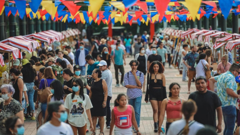 Una feria de emprendimientos en Guayaquil, en agosto de 2022.