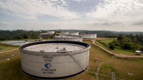 Tanques de almacenamiento de petróleo ecuatoriano en Balao, en la provincia de Esmeraldas. Foto de archivo de 2016 proporcionada por Petroecuador.