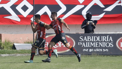 Los jugadores de Deportivo Cuenca celebran uno de los goles convertidos en el Serrano Aguilar ante IDV, el 3 de septiembre de 2022.