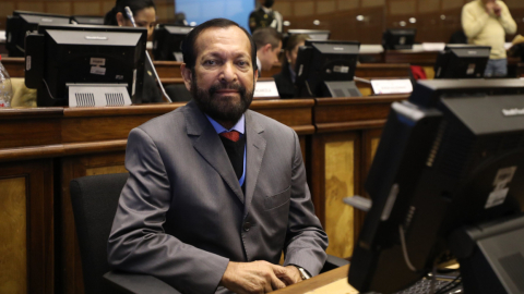 El asambleísta Hugo cruz, en una sesión del Pleno el 9 de junio de 2022.