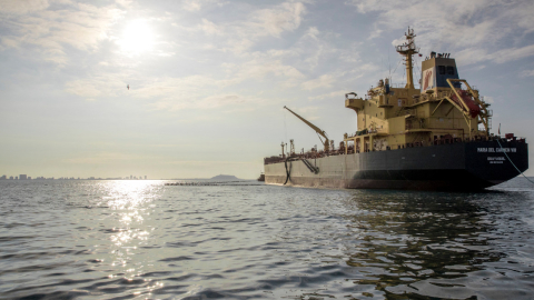 Buque en terminal marítimo La Libertad. 6 de septiembre de 2022.