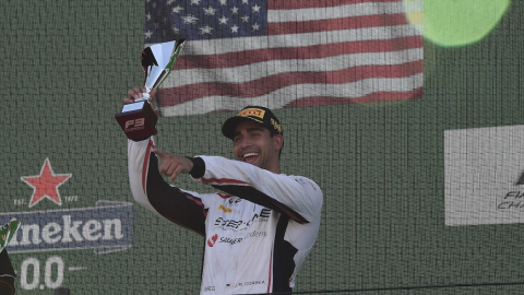 El piloto del ART, Juan Manuel Correa, celebra su segundo lugar en la carrera sprint de Países Bajos, el sábado 3 de septiembre de 2022.