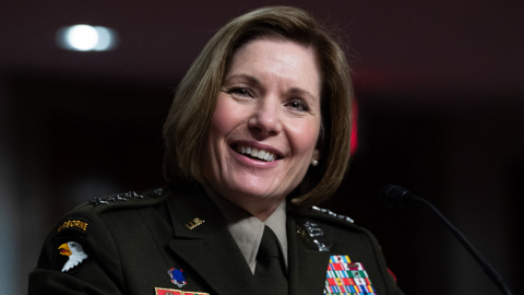 La generala del Ejército de Estados Unidos, Laura Richardson, se convirtió en la primera mujer en dirigir el Comando Sur de Estados Unidos.