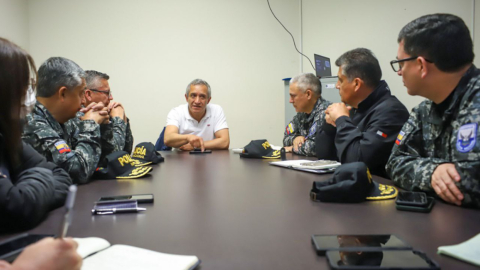 El ministro del Interior, Patricio Carrillo, durante la reunión con el mando policial por el caso María Belén Bernal, el 18 de septiembre de 2022.