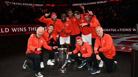 El equipo del Resto del Mundo celebra la victoria de la Laver Cup, el domingo 25 de septiembre de 2022.