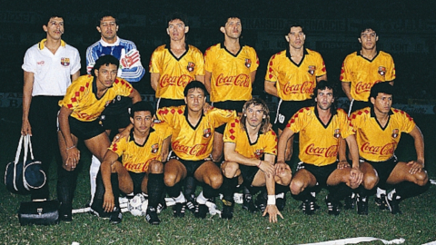 Equipo de Barcelona que jugó la final de la Copa Libertadores 1990.