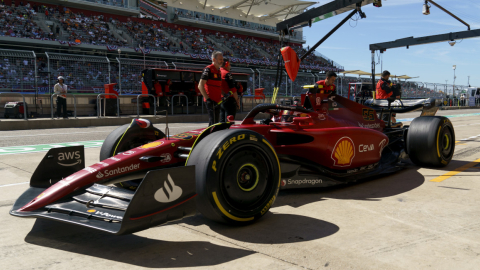 El piloto español Carlos Sainz, de Ferrari, durante las pruebas libres en el Gran Premio de Estados Unidos, el 22 de octubre de 2022.