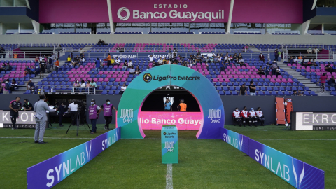 Imagen del Estadio Banco Guayaquil previo al compromiso entre Independiente del Valle y  por la Fecha 6 de la fase dos del campeonato nacional.