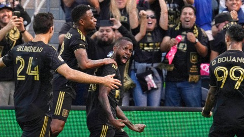 Los jugadores de Los Ángeles FC celebran en la final de la Copa de la MLS, el 5 de noviembre de 2022.