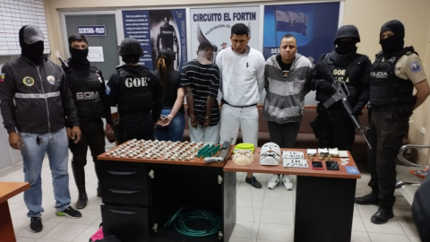 Detenidos durante operativos de estado de excepción. Guayaquil, 6 de noviembre de 2022.