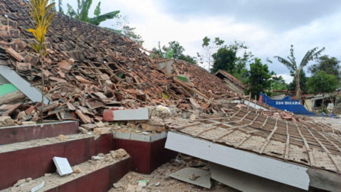 Una vista que muestra las secuelas de un terremoto en Cianjur Regency, Indonesia, el 21 de noviembre de 2022.