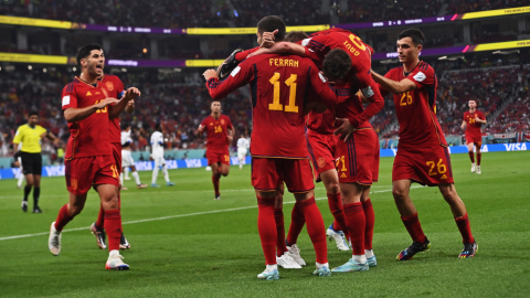 La jugadores de la selección de España celebran en el partido ante Costa Rica, el 23 de noviembre de 2022.