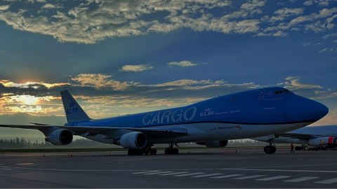 Un avión de carga en el Aeropuerto Internacional Mariscal Sucre de Quito, en agosto de 2022. 