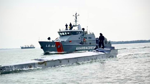 Un semisumergible con dos toneladas de cocaína fue capturado al sur de Galápagos, el 21 de diciembre pasado.