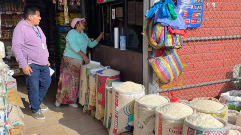 Comerciantes en el Mercado Mayorista, en Quito, el 29 de diciembre de 2022. 