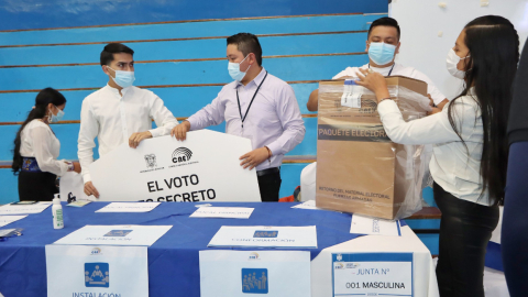 El CNE realizó el primer simulacro de las elecciones este 8 de enero de 2023.