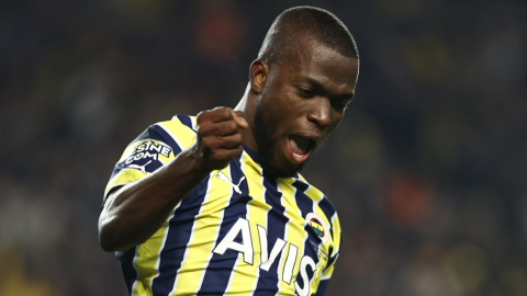 Enner Valencia celebra en la victoria del Fenerbahce en la liga turca, el 29 de enero de 2023.