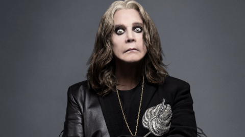 Ozzy Osbourne renuncia a los escenarios a los 74 años.