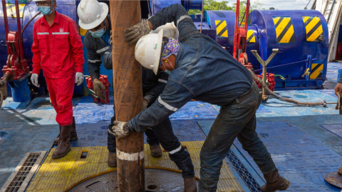 Operación en el campo Sacha, a cargo de Petroecuador, el 8 de enero de 2022.