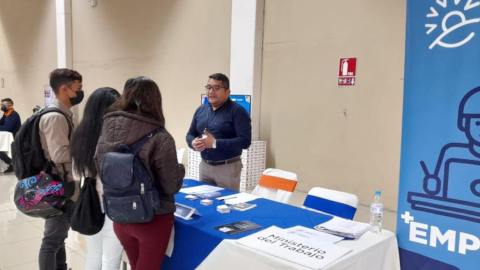 Feria de empleo organizada por Coral Hipermercado, octubre de 2022. 