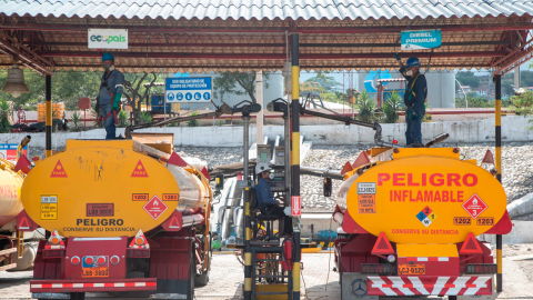 Despacho de combustibles en la Terminal Catamayo, en 2022.