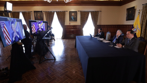 El presidente Guillermo Lasso participó de forma virtual de la Cumbre por la Democracia 2023, el 29 de marzo.