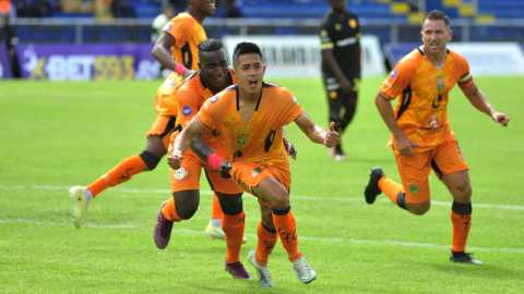 Anderson Naula festeja el gol de Libertad ante Aucas, el 1 de abril de 2023. 