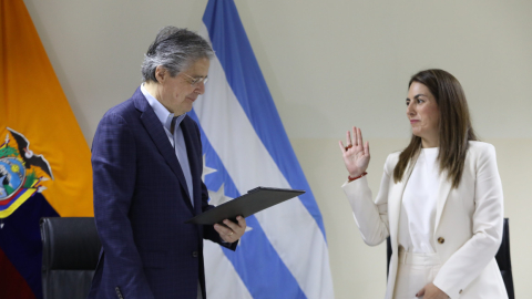 El presidente Lasso toma juramento a Wendy Reyes, como nueva secretaria de Comunicación, el 5 de abril de 2023.