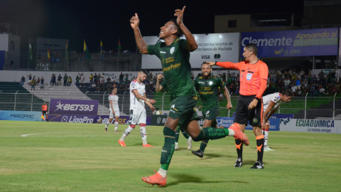 Orense se enfrentó a Deportivo Cuenca en el estadio 9 de Mayo el 7 de abril de 2023.