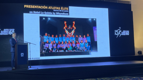 Pablo González, director de la Quito Últimas Noticias 15K, durante la presentación del evento, el 13 de abril de 2023.