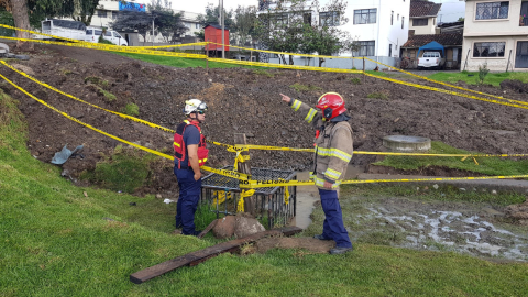 Sector de la quebrada en Cuenca, donde cayó el joven de 15 años, el 29 de abril de 2023. 