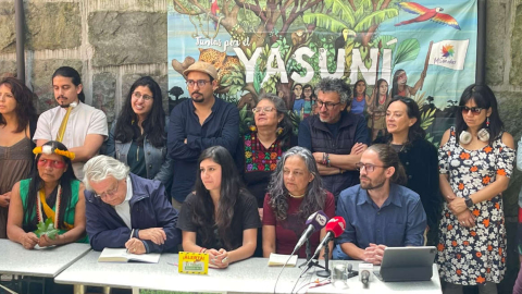 Rueda de prensa de Yasunidos sobre la consulta popular, el 9 de mayo de 2023. 