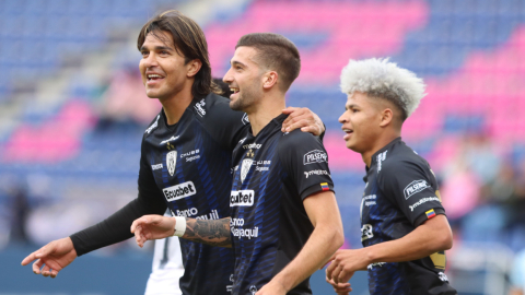 Jugadores de Independiente del Valle celebran durante el partido ante Guayaquil City, el 14 de mayo de 2023.