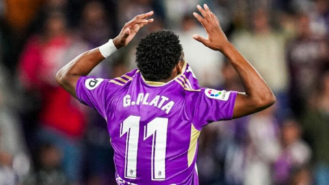 Gonzalo Plata, durante un partido con el Real Valladolid.