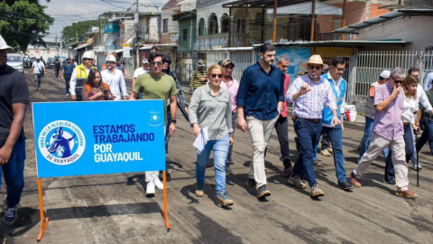 El alcalde Aquiles Alvarez durante un recorrido de obras en Guayaquil, el 2 de junio de 2023. 