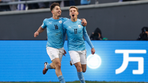 Omer Senior de Israel celebra su gol en el partido por el tercer puesto de la Copa Mundial Sub 20 ante Corea del Sur, el 11 de junio de 2023.