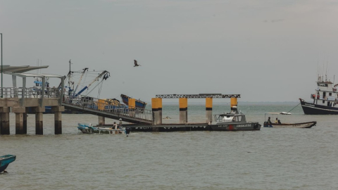 Una vista del muelle del mercado minorista de Posorja, parroquia rural de Guayaquil. 