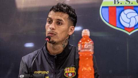 Jesús Trindade, durante su presentación con Barcelona, el 31 de julio de 2023.