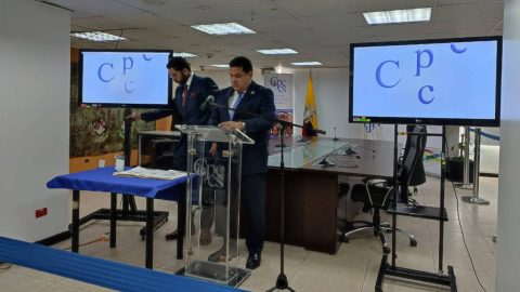 Alembert Vera, presidente del CPCCS, en rueda de prensa. Quito, 8 de junio de 2023