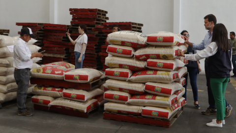 Inspección de la Gobernación de Guayas en piladoras de arroz y mercados, el 16 de junio de 2023. 