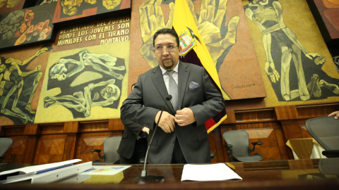 Virgilio Saquicela, presidente de la Asamblea, durante la instalación de la sesión de este 14 de mayo de 2023.