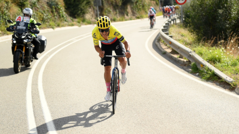 El ecuatoriano Richard Carapaz lucirá el maillot tricolor, como vigente campeón nacional, en el Tour de Francia 2023. 