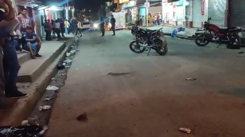 Foto referencial de una calle de Balerio Estacio, suroeste de Guayaquil, donde ocurrió una balacera, el 27 de junio de 2023.